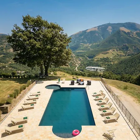 Dom wakacyjny Ca Quattrocchi- Marcheholiday By Interhome *